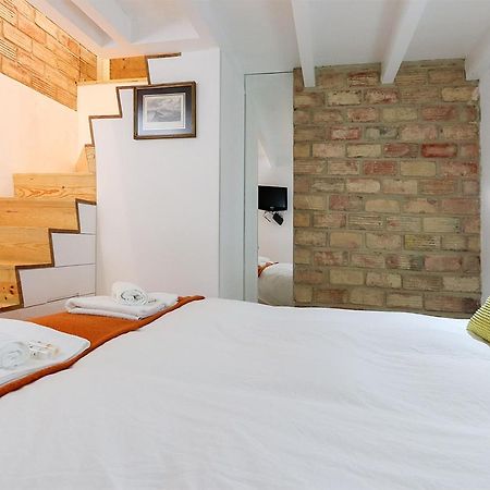 Bairro Alto Duplex By Homing Apartment ลิสบอน ภายนอก รูปภาพ