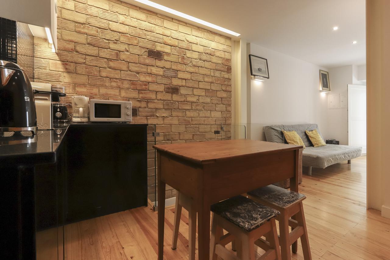Bairro Alto Duplex By Homing Apartment ลิสบอน ภายนอก รูปภาพ